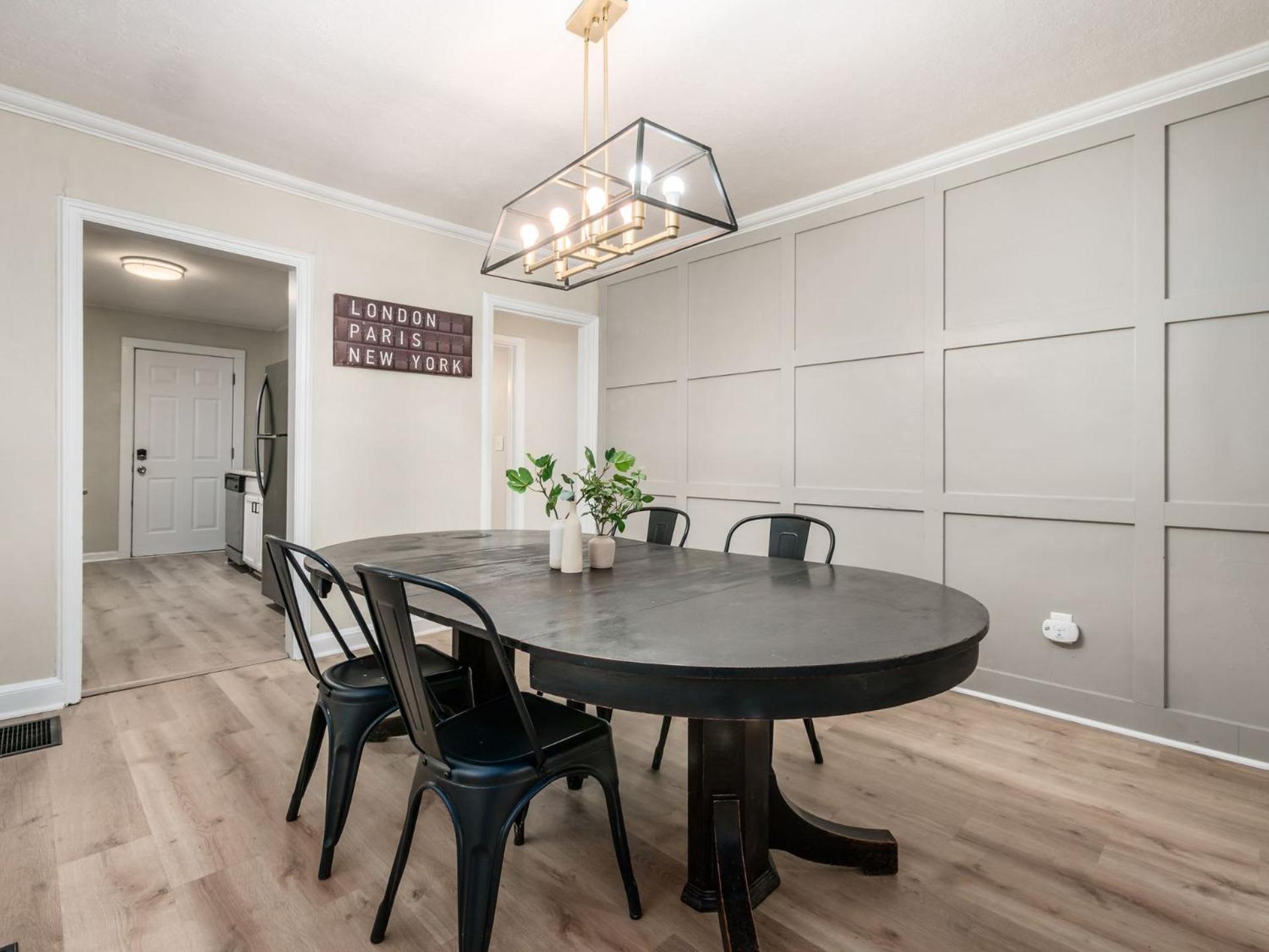 Вілла Housepitality - The Osu Mansion- Osu Sleeps 20 Колумбус Екстер'єр фото