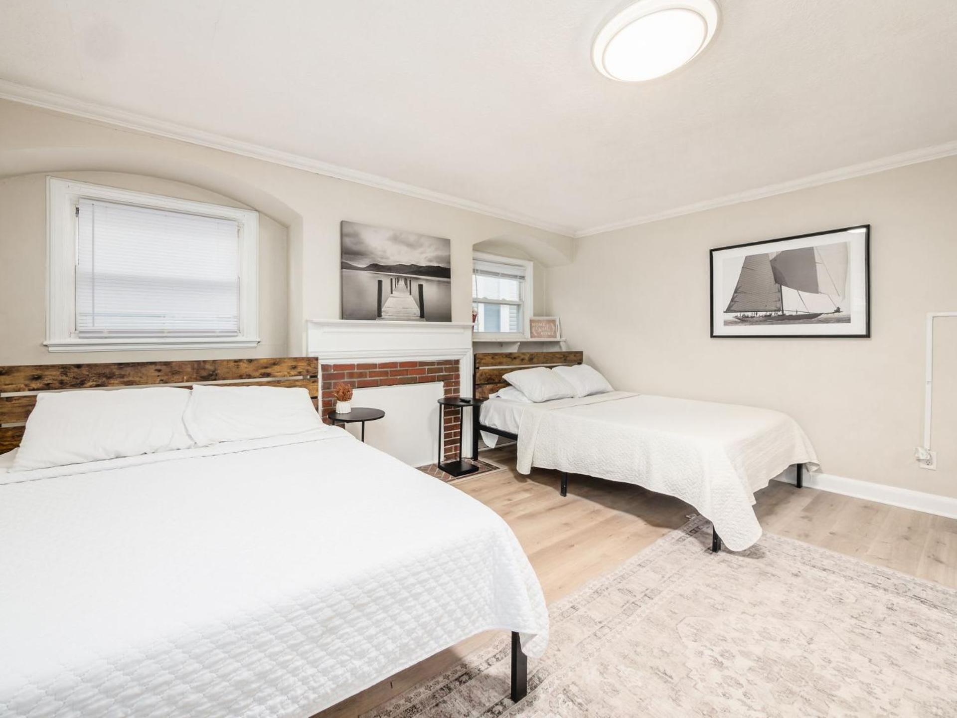 Вілла Housepitality - The Osu Mansion- Osu Sleeps 20 Колумбус Екстер'єр фото